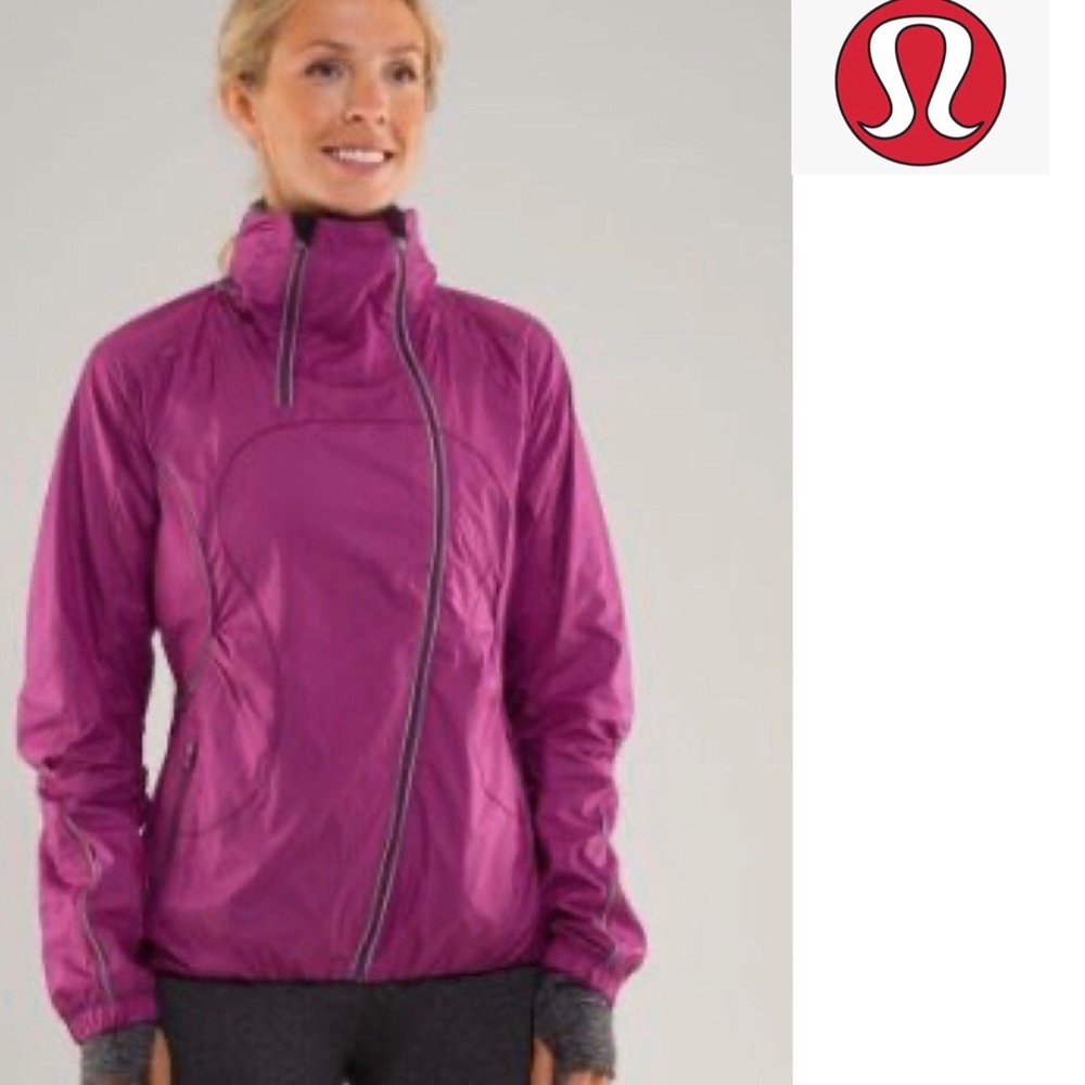 Lululemon Run: Inspire Rain Jacket water resistant